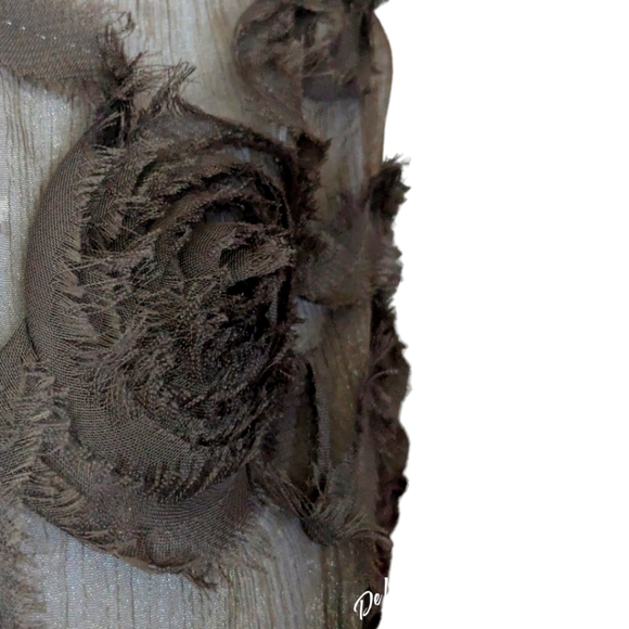 Delicate, Vintage, Fringe Shoulder Shawl, Brown with Floral Appliques. Like New - Picture 3 of 6